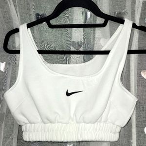White crop tank/sports top